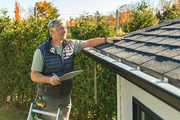 Professional Roofing technician working in Estacada, OR